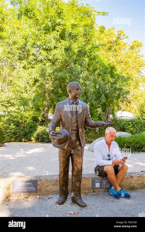 France, Haute Garonne, Toulouse, statue of Carlos Gardel Stock Photo ...