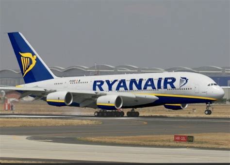 Ryanair | Cargo aircraft, Airbus, Airbus a380