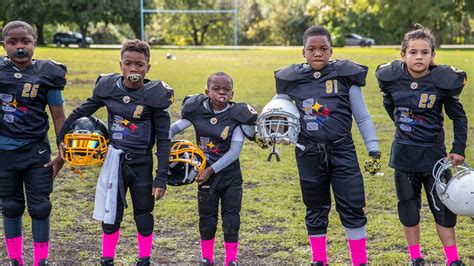 4th & Goal: An IndyStar documentary on the Indy Steelers youth football ...