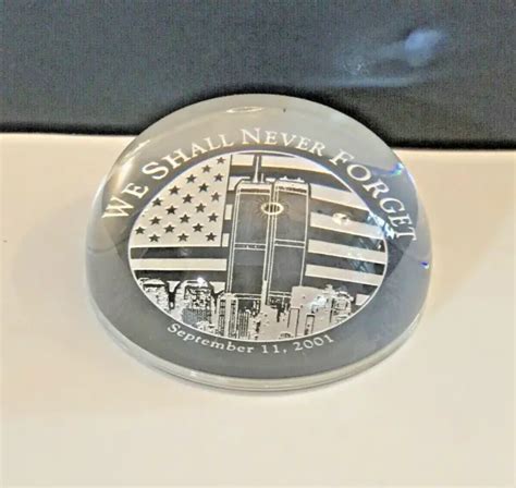 WORLD TRADE CENTER NYC 9/11 Glass Dome PAPERWEIGHT New York City Twin ...