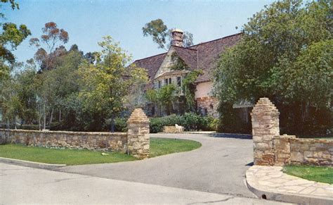 Judy Garland's Holmby Hills Home | Judy garland, Hollywood homes ...