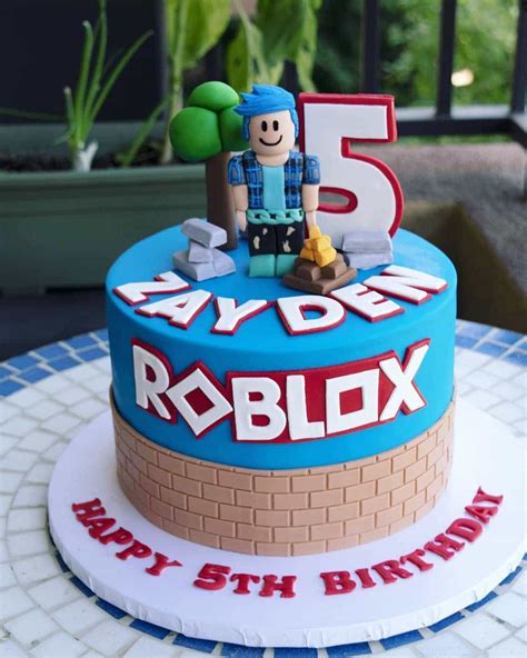 27 Best Roblox Cake Ideas for Boys & Girls (These Are Pretty Cool)