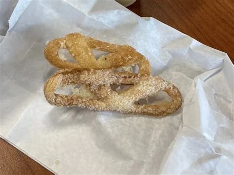 People Are Going Crazy Over The Handmade Pastries At This Michigan Bakery