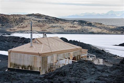 Shackleton's Hut, Front Door Bay, Cape Royds, Ross Island, McMurdo Sound, Antarctica | Mapio.net ...