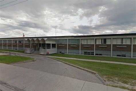 Fire closes Newmarket high school - CityNews Toronto