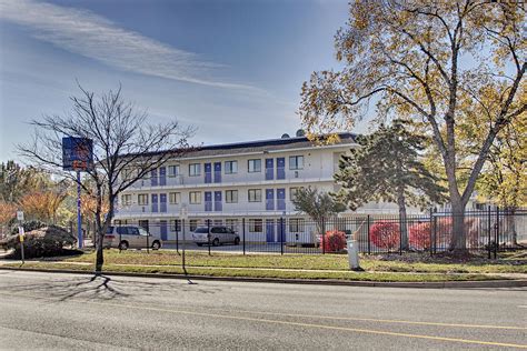 Motel 6 Washington DC - Capitol Heights $84 ($̶1̶4̶1̶). Capitol Heights Hotel Deals & Reviews ...