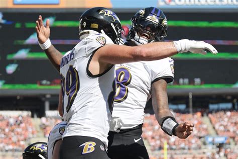 Ravens well-balanced offense too much for Browns - Yahoo Sports