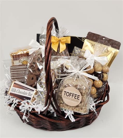 Gift Basket Large - Gift Baskets - Champagne Chocolates