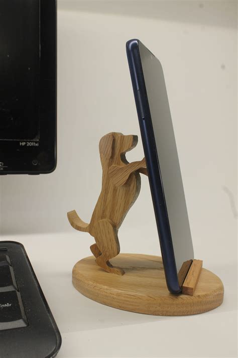 phone stand, device holder, docking stand, desk top, night stand ...