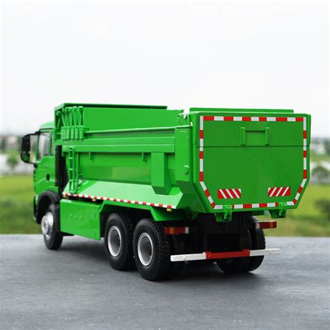 Original factory 1:24 diecast Sinotruk HOWO TX green alloy dump truck – Classic Models Wholesale ...