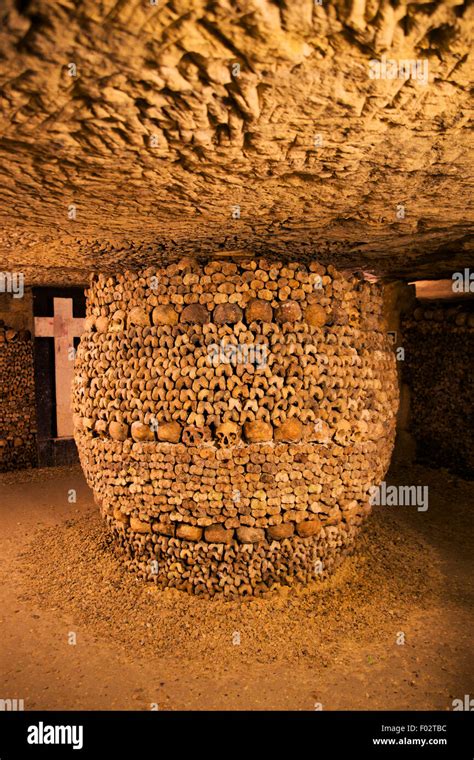 Skulls in the Catacombs, Paris Stock Photo - Alamy