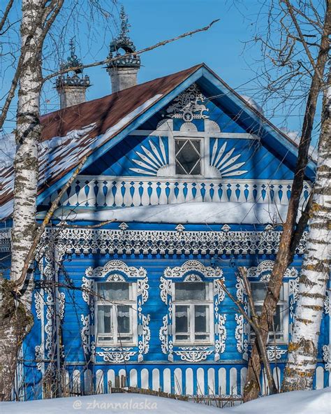 A traditional Russian house, Sudislavl, Russia : r/ArchitecturalRevival