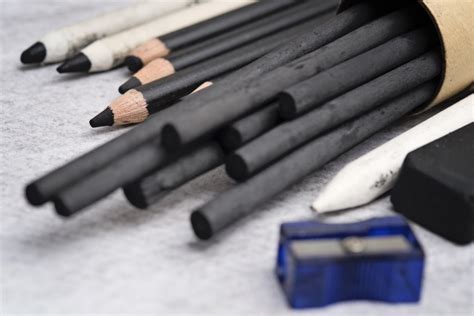 Best Charcoal Sketch Sets for Drawing