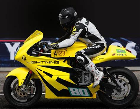 Lightning Motorcycles Breaks 200 MPH Electric Bike Speed Record!