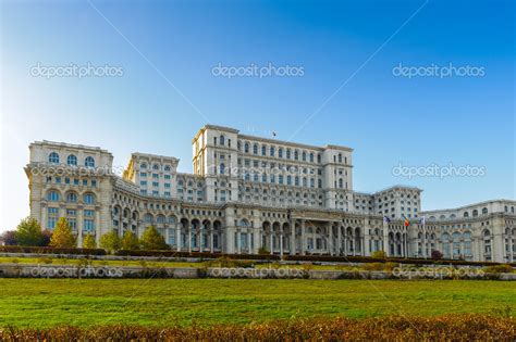 Architecture of Bucharest, Romania — Stock Photo © Siempreverde #34981793