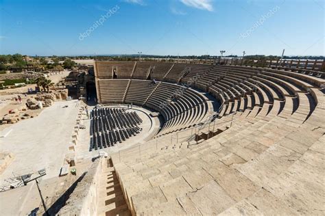 Roman amphitheater in Caesarea Maritima National Park, Israel – Stock Editorial Photo ...