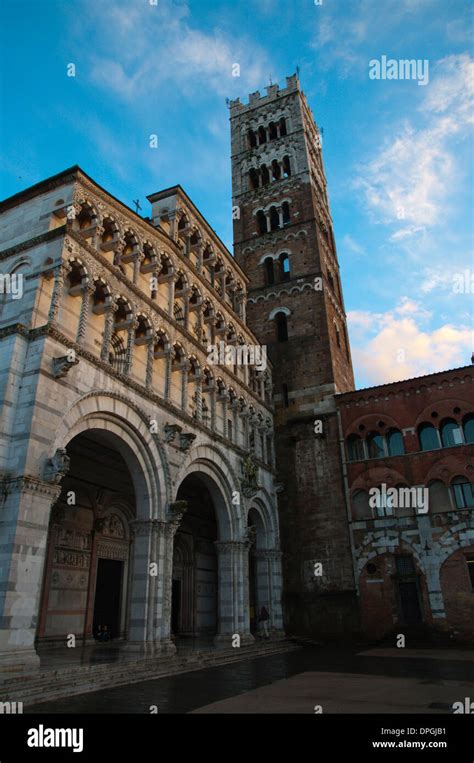 Cattedral san martino hi-res stock photography and images - Alamy