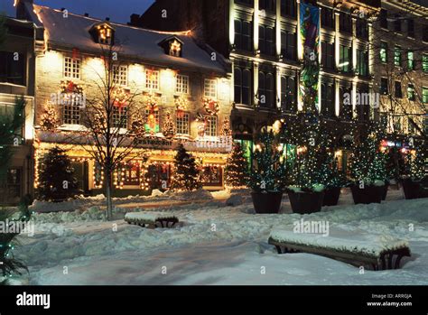 Old montreal street in winter Stock Photo - Alamy