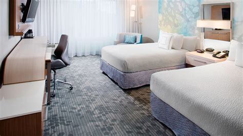 Richmond Airport Hotels- Sandston Hotel- Courtyard Richmond Airport ...