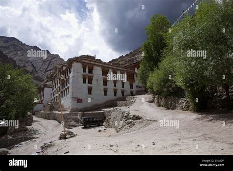 Hemis monastery ladakh Stock Photo - Alamy