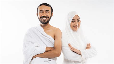 How to Wear Ihram: A Step-By-Step Guide for Pilgrims