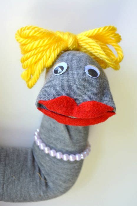 40 DIY Puppets