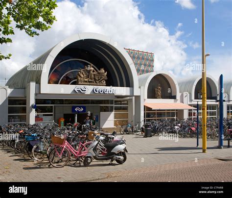 Gouda railway train station Netherlands Stock Photo - Alamy