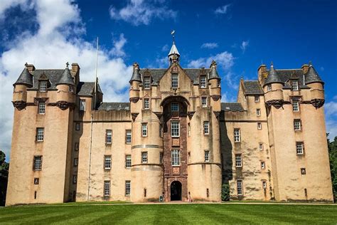 21 Enchanting Scotland Castles You Can Visit | Two Wandering Soles