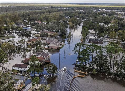 Hurricane Ida causes flooding and destruction Photos | Image #601 - ABC News