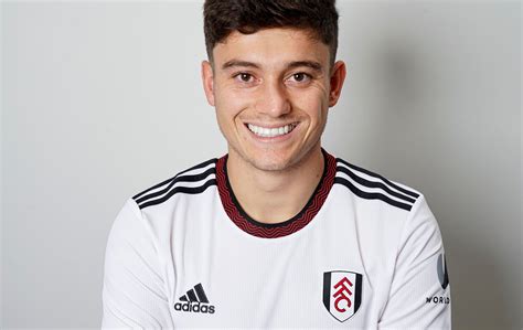 Fulham Confirm Dan James Signing From Leeds United