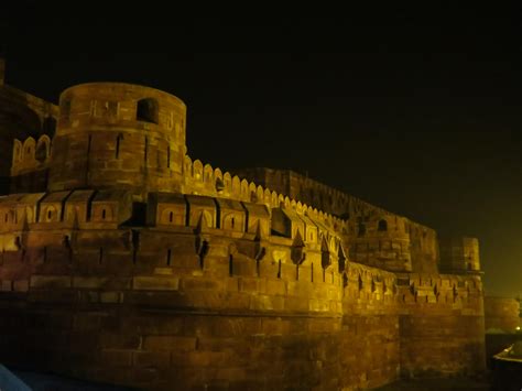 Agra Fort Historical Facts and Pictures | The History Hub