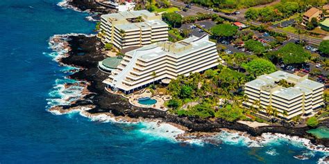 Hawaii Hotels, Royal Kona Resort on Kailua Bay, Hawaii, Big Island ...