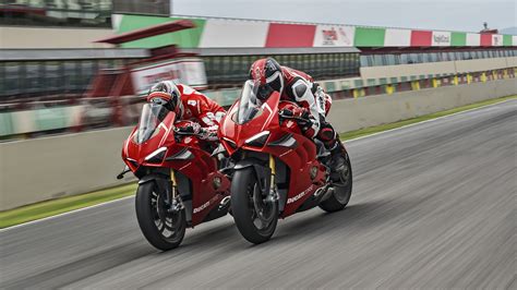 2020 Ducati Panigale V4R [Specs & Info] | wBW