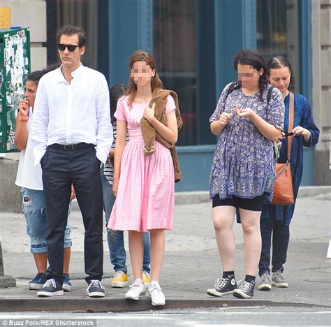 Clive Owen hits New York for a day out with his two daughters | Daily Mail Online