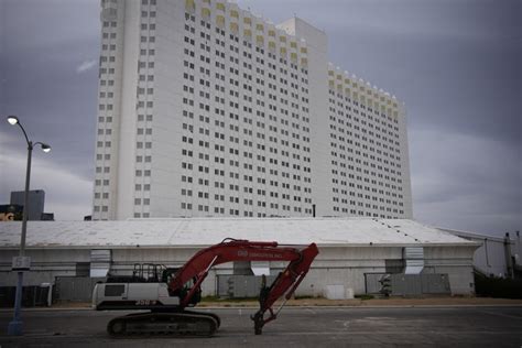 After welcoming guests for 67 years, the Tropicana Las Vegas casino's final day has arrived