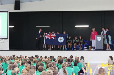 Flying the Flag at Mount Crosby State School – Dr Christian Rowan MP