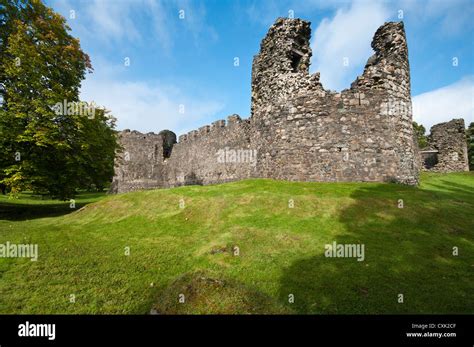 Inverlochy castle fort william hi-res stock photography and images - Alamy