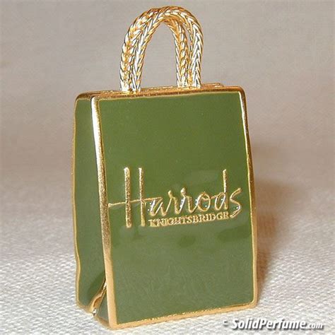 Pin by Beverly Denver on Shopping Bags | Harrods shopping bag, Harrods ...