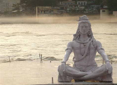 File:Shiva in rishikesh.jpg - Wikipedia