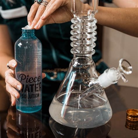 What's The Deal With Bong Water? – Glass Bongs Australia