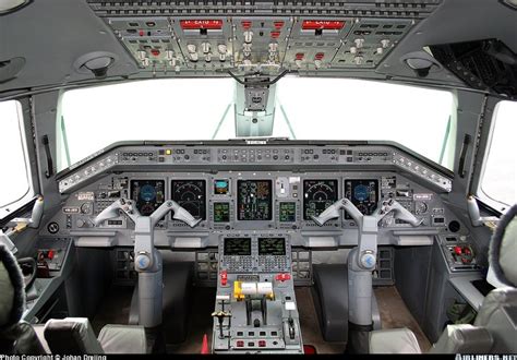 Embraer Rj145 Cockpit