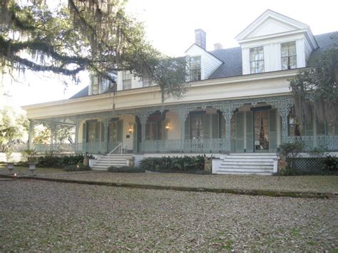 Myrtles Plantation, The Historic Louisiana House Said To Be Haunted