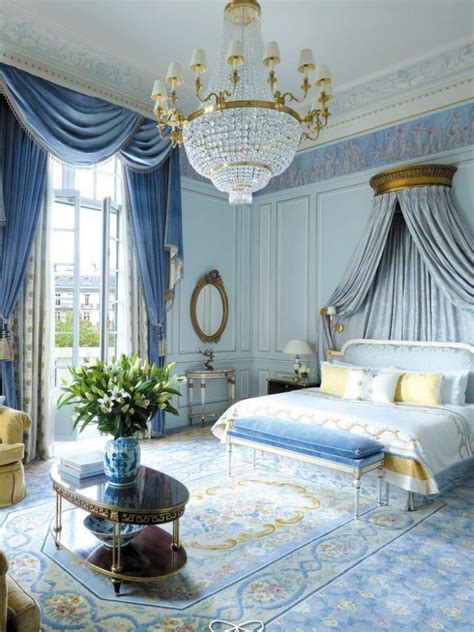 20 Blue And Gold Bedroom