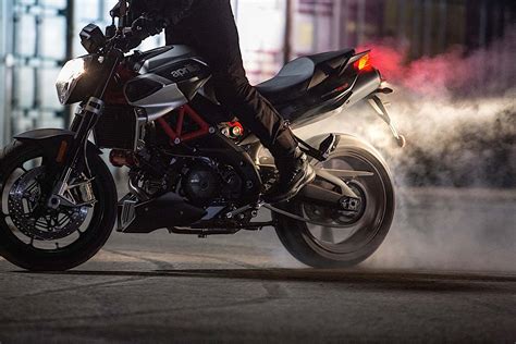 2018 Aprilia Shiver 900 Gets Detailed - autoevolution