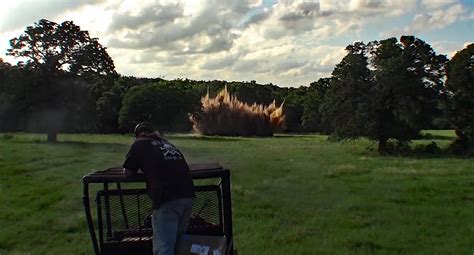 Biggest-tannerite-explosion pereelki