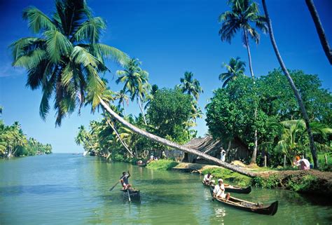 Tourist Attraction India: Incredible Tourist Place In Kerala