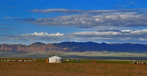 Bayankhongor Province: A Glimpse into Mongolia's Heartland