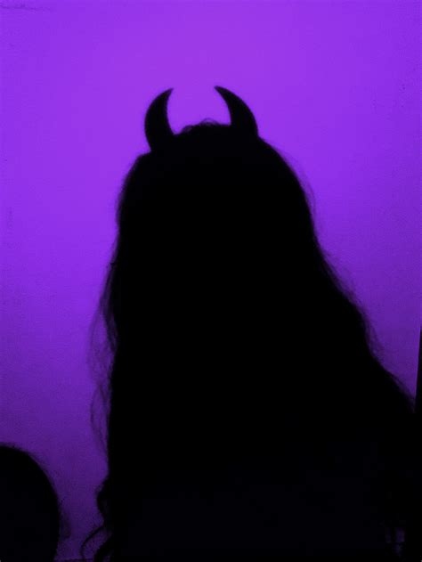 Shadow aesthetic 💜 | Girl shadow, Purple shadow aesthetic girl, Alt aesthetic