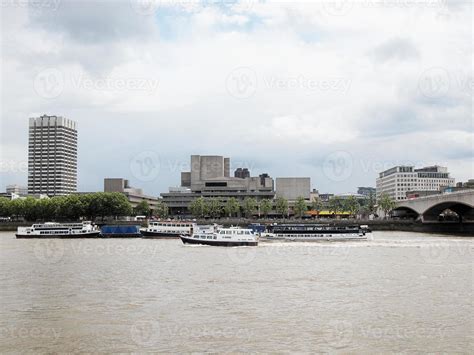 River Thames South Bank, London 5566045 Stock Photo at Vecteezy