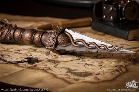 The amazing Uncharted 2 replica Phurba dagger